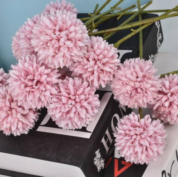 white artificial dandelion flowers